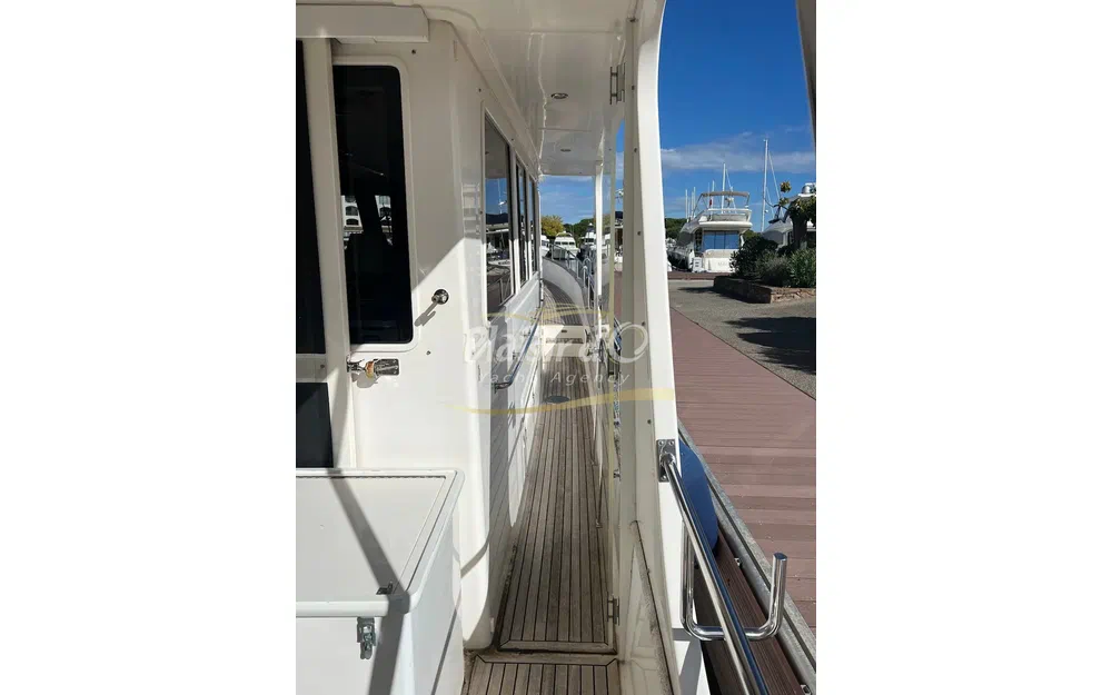 slider 13 Grand Banks 47 Europa