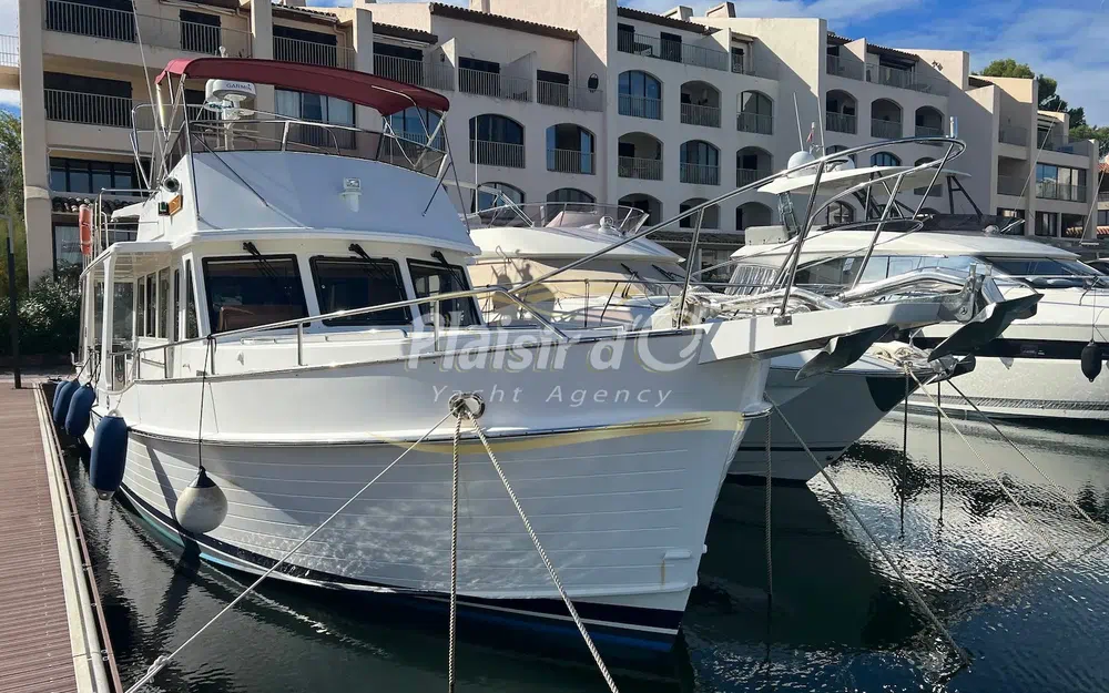 slider 1 Grand Banks 47 Europa