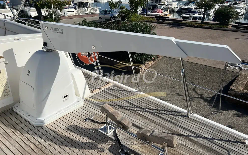slider 19 Grand Banks 47 Europa