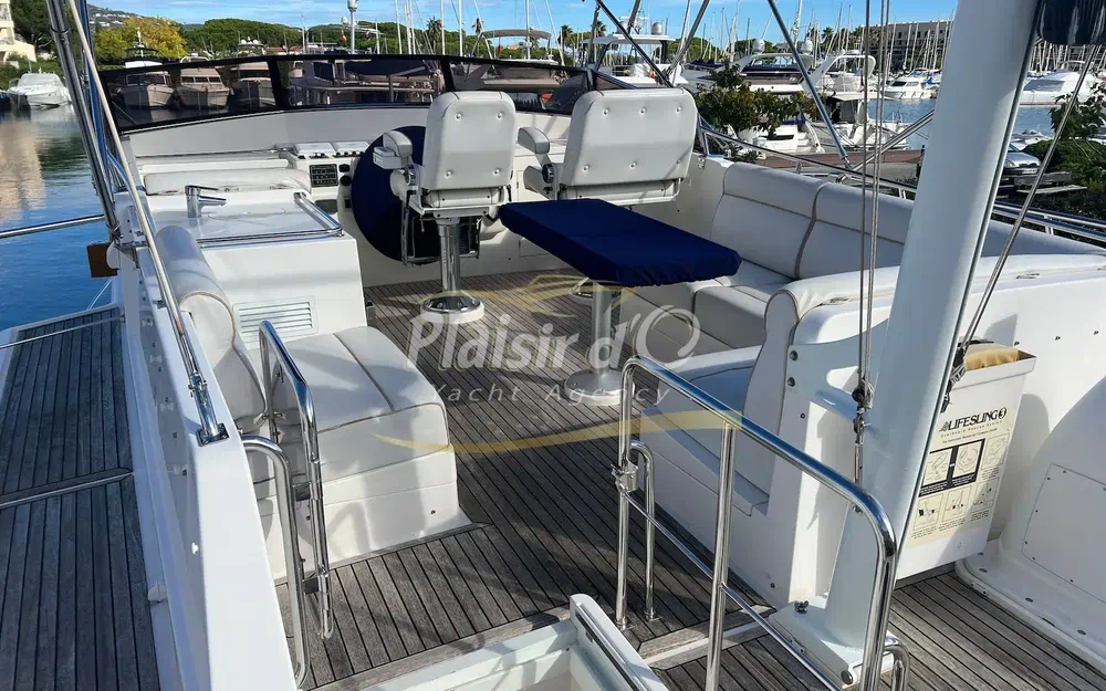 slider 20 Grand Banks 47 Europa