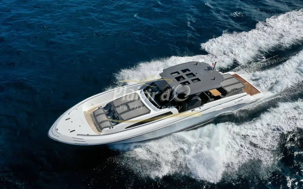 slider 1 Canados Gladiator 493 Grand
