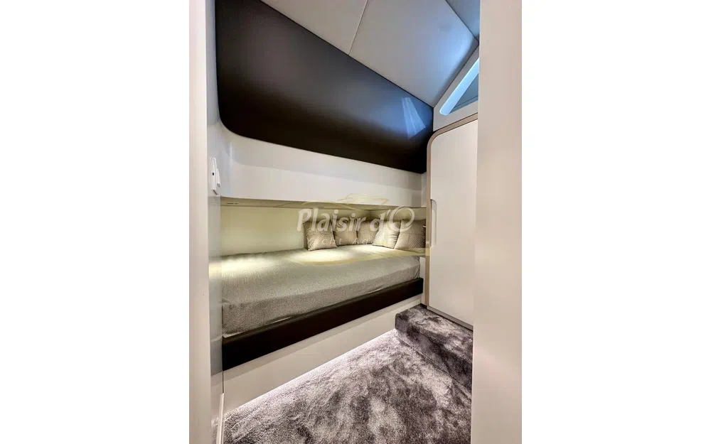 slider 23 Canados Gladiator 493 Grand
