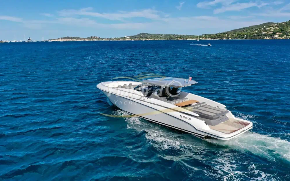 slider 28 Canados Gladiator 493 Grand
