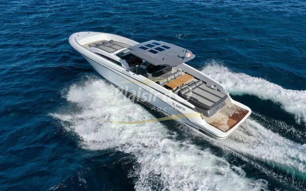 slider 2 Canados Gladiator 493 Grand