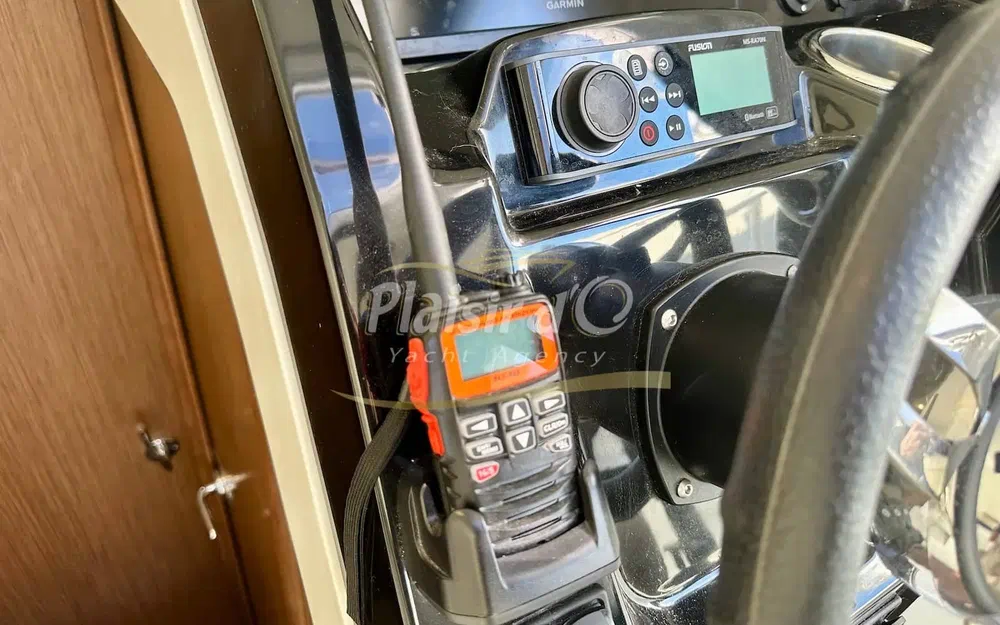 slider 24 Jeanneau Merry Fisher 895