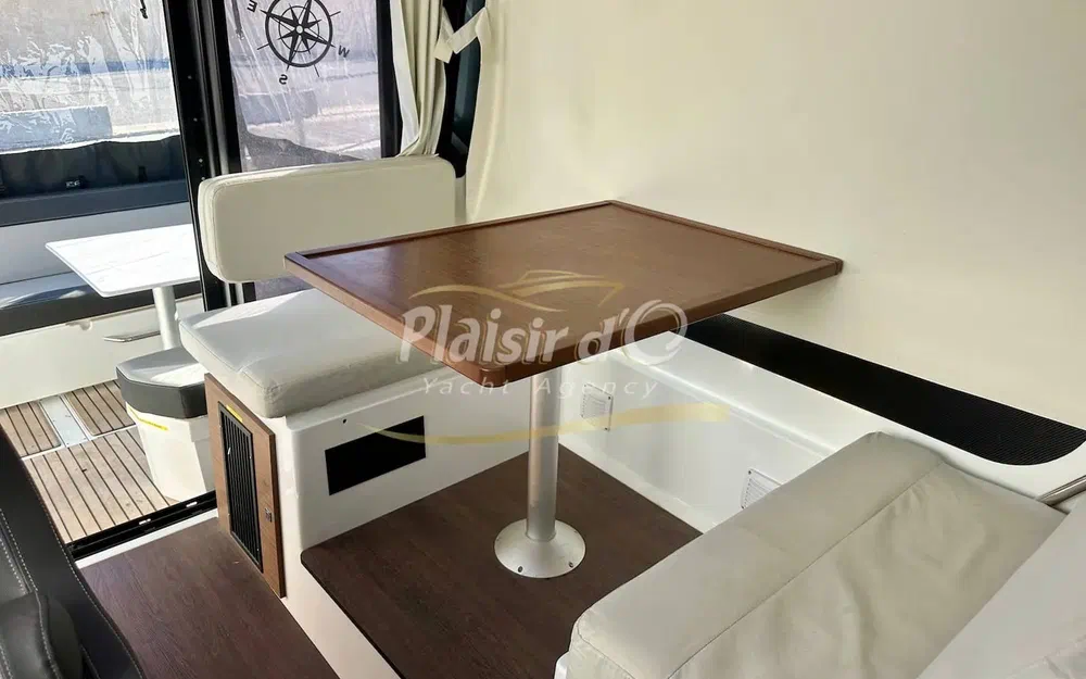 slider 26 Jeanneau Merry Fisher 895