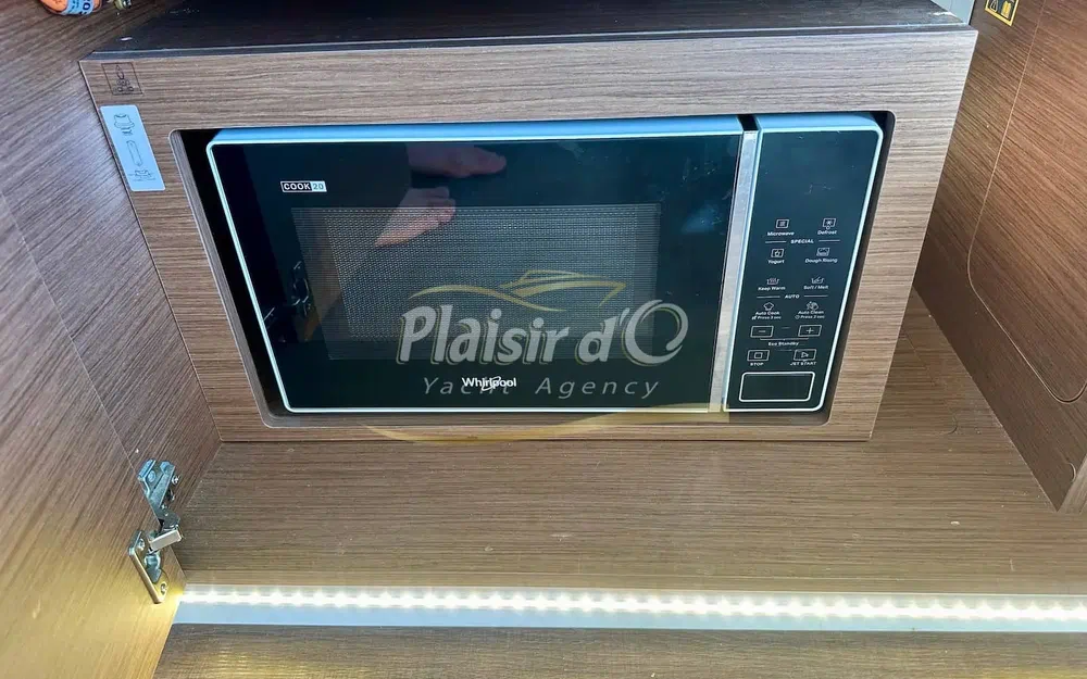 slider 30 Jeanneau Merry Fisher 895