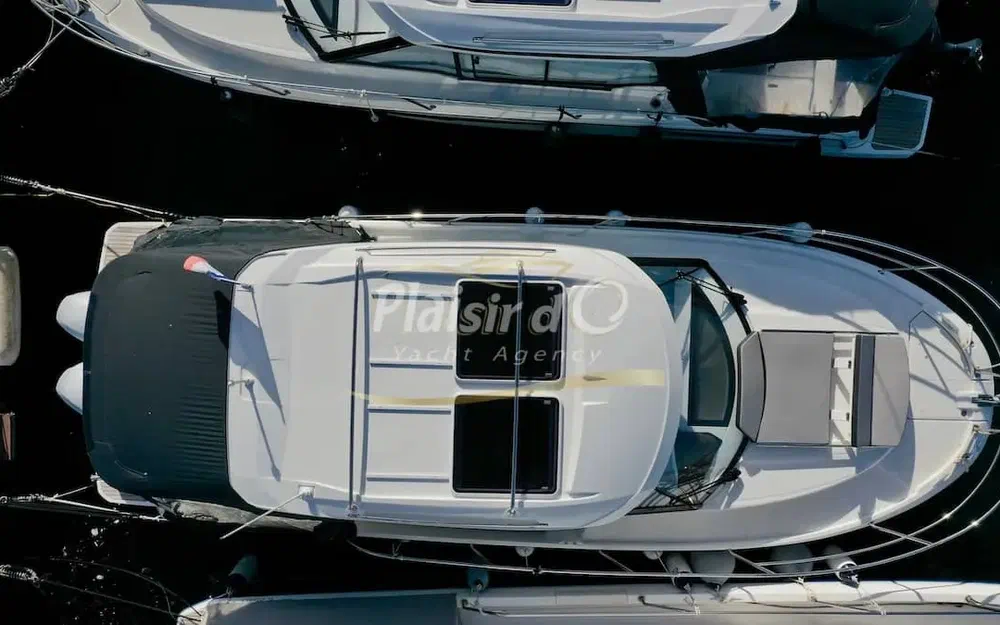 slider 4 Jeanneau Merry Fisher 895