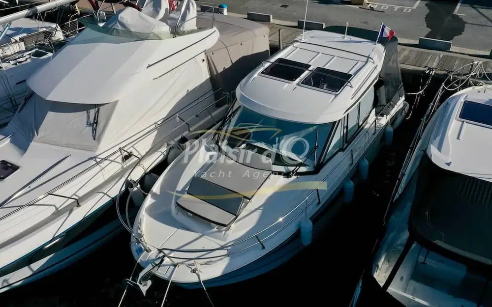 slider 5 Jeanneau Merry Fisher 895