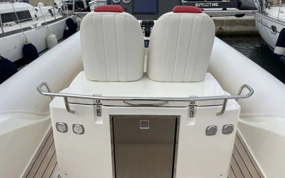 slider 16 Nuova Jolly Prince 38 CC