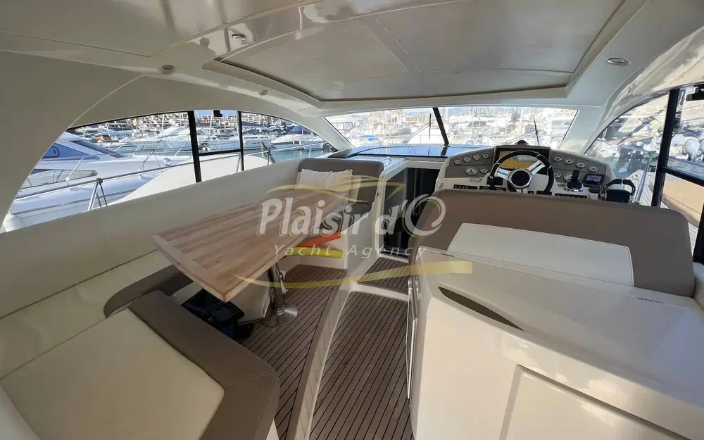 slider 10 Jeanneau Prestige 440