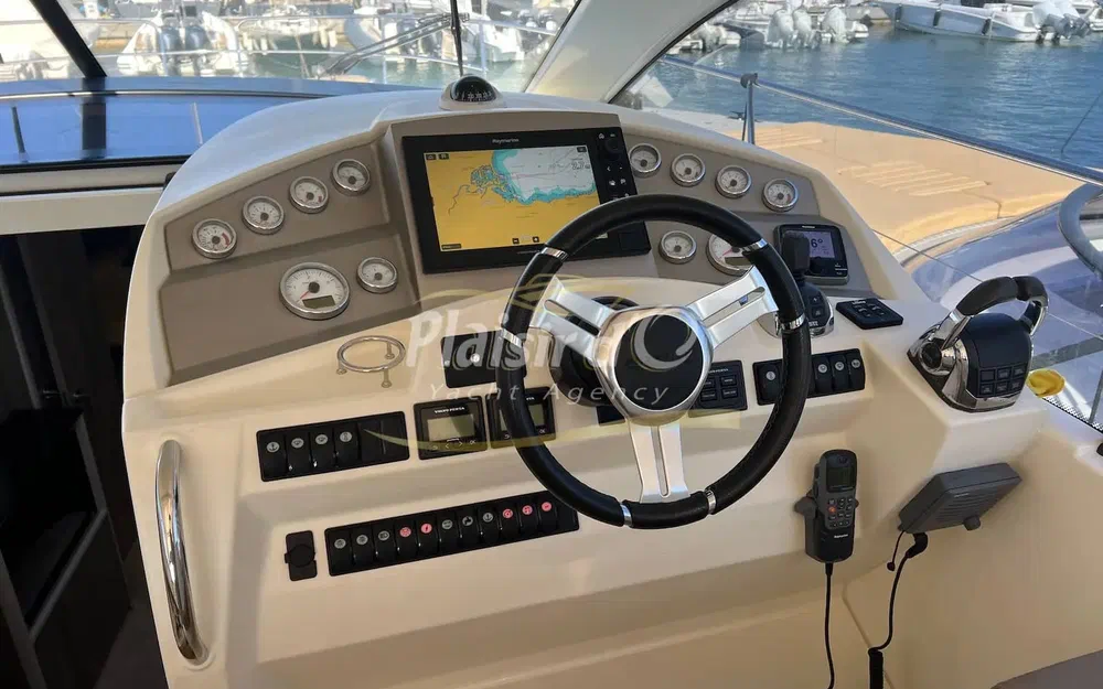 slider 13 Jeanneau Prestige 440