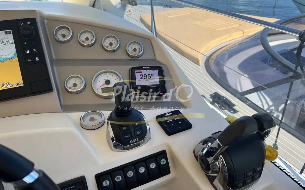 slider 15 Jeanneau Prestige 440