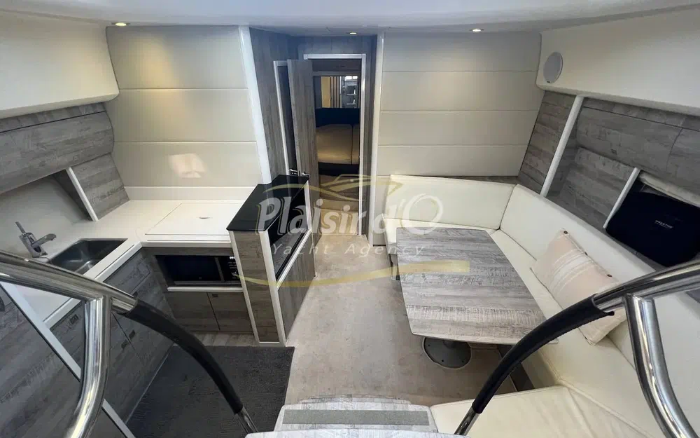 slider 18 Jeanneau Prestige 440