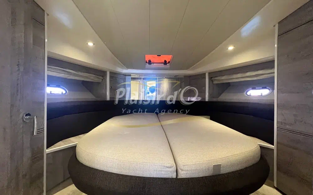 slider 32 Jeanneau Prestige 440