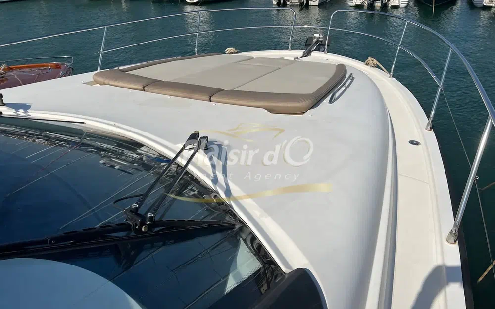 slider 37 Jeanneau Prestige 440