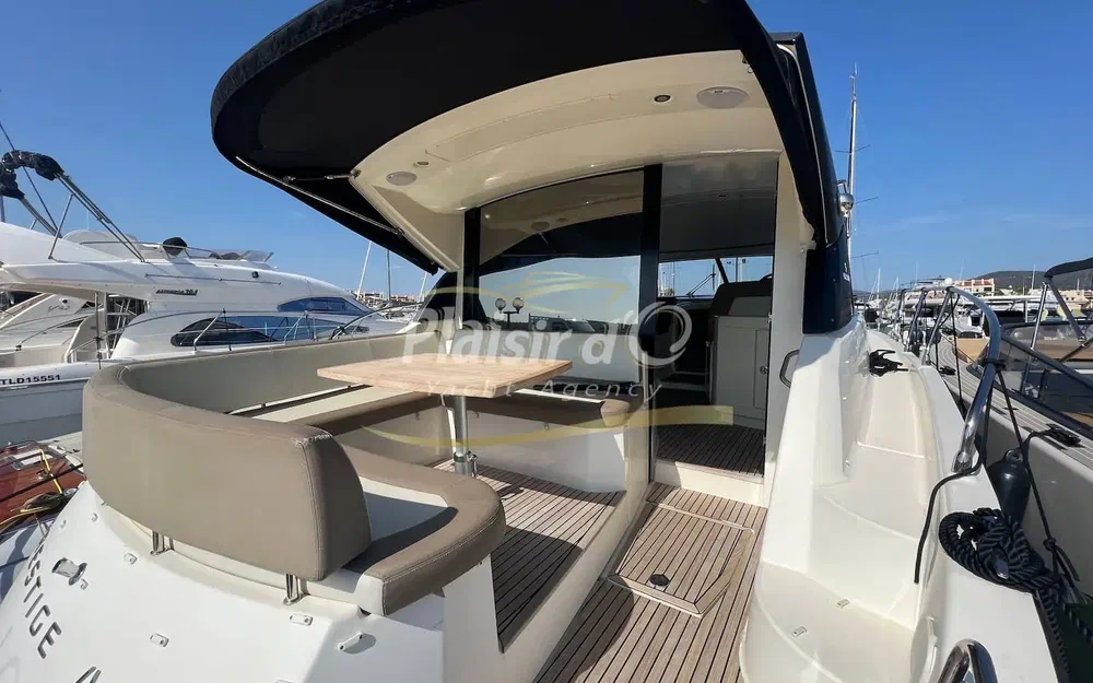 slider 6 Jeanneau Prestige 440