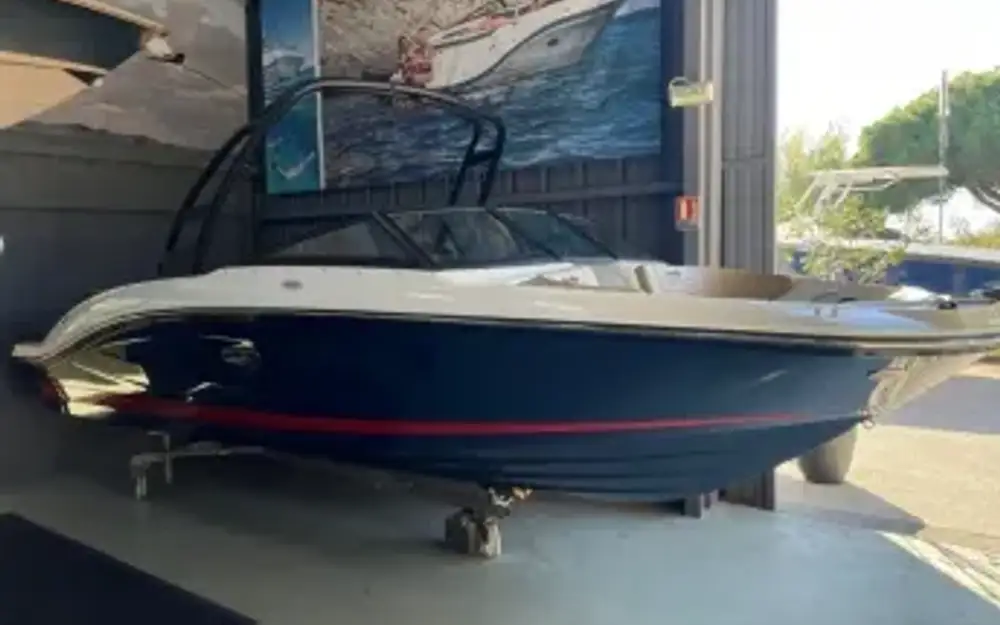 slider 0 Sea Ray  210 SPX