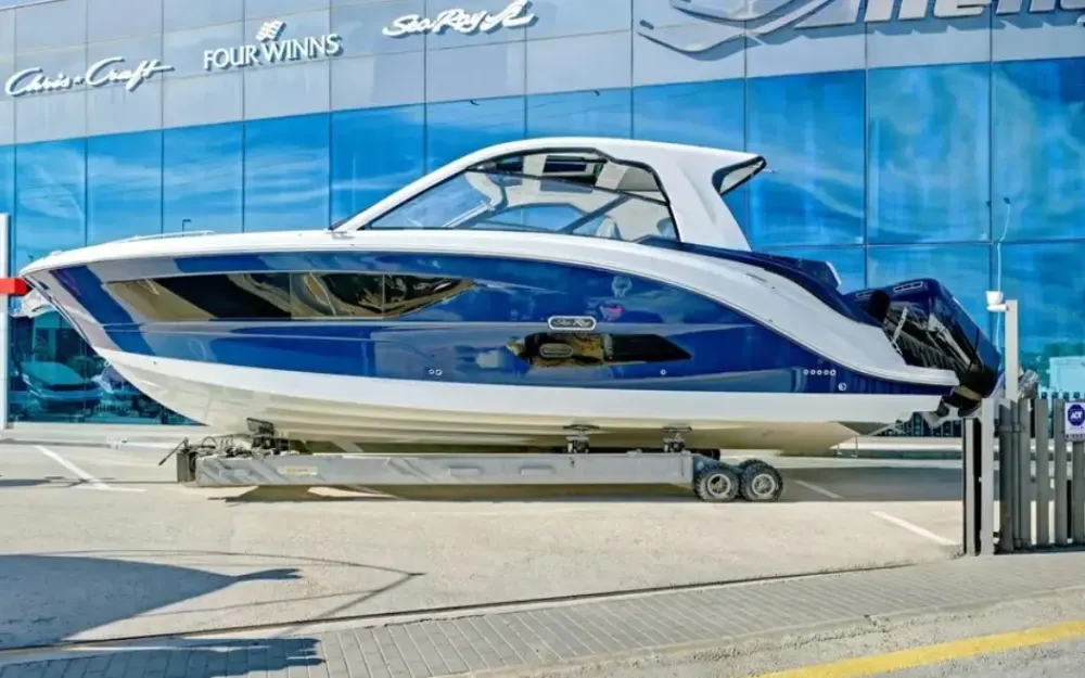 Sea RaySea Ray 370