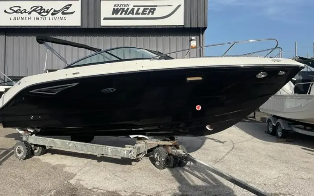 Sea RaySea Ray 250 Sun Sport