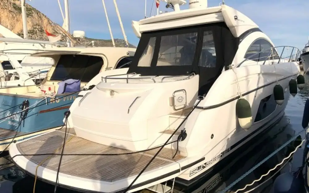 slider 3 Sunseeker Portofino 48