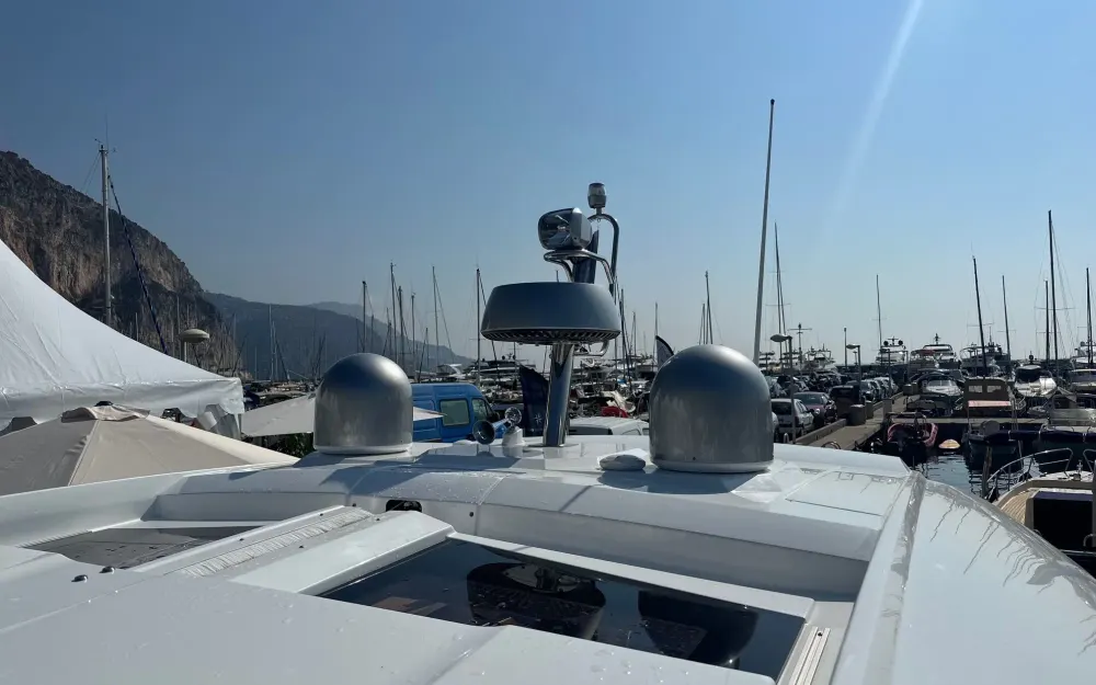 slider 32 Jeanneau DB 43 - null