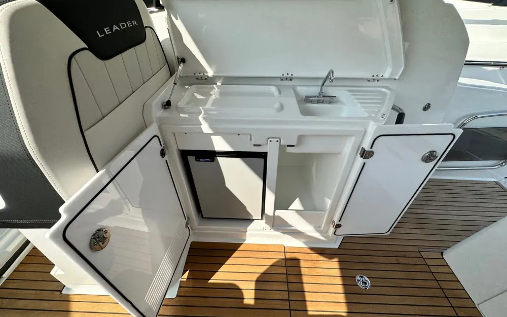 slider 10 Jeanneau Leader 36 - null