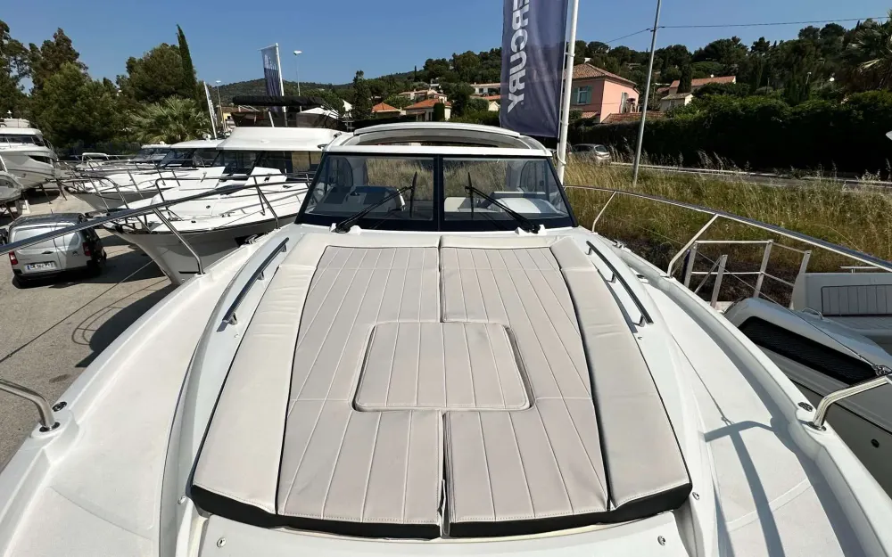 slider 11 Jeanneau Leader 36 - null