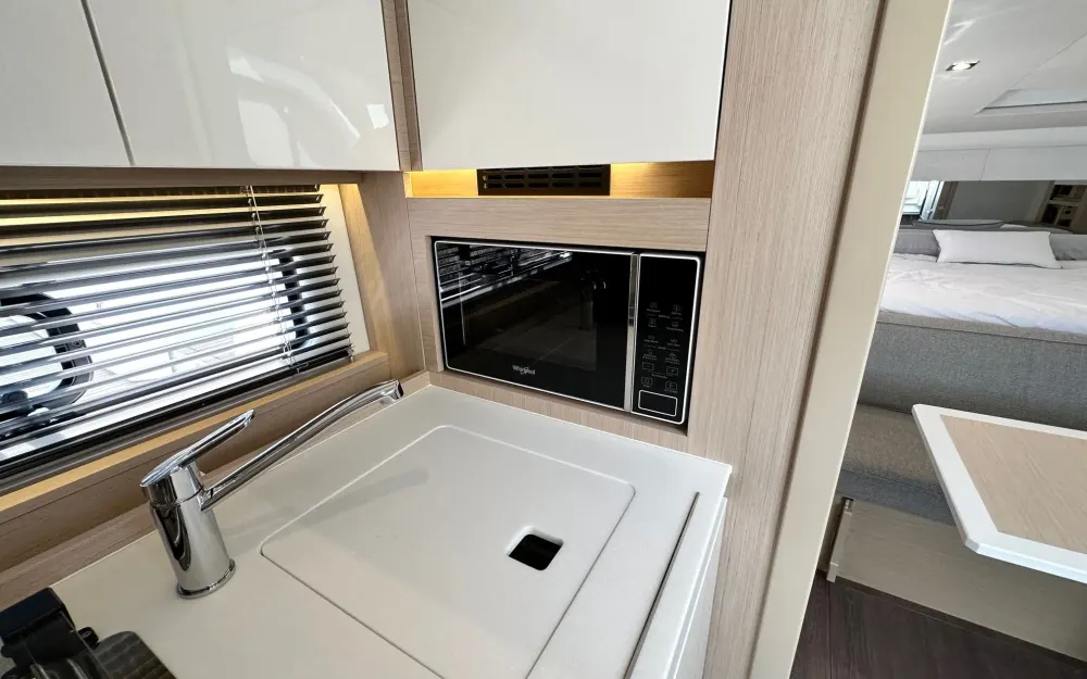 slider 23 Jeanneau Leader 36 - null