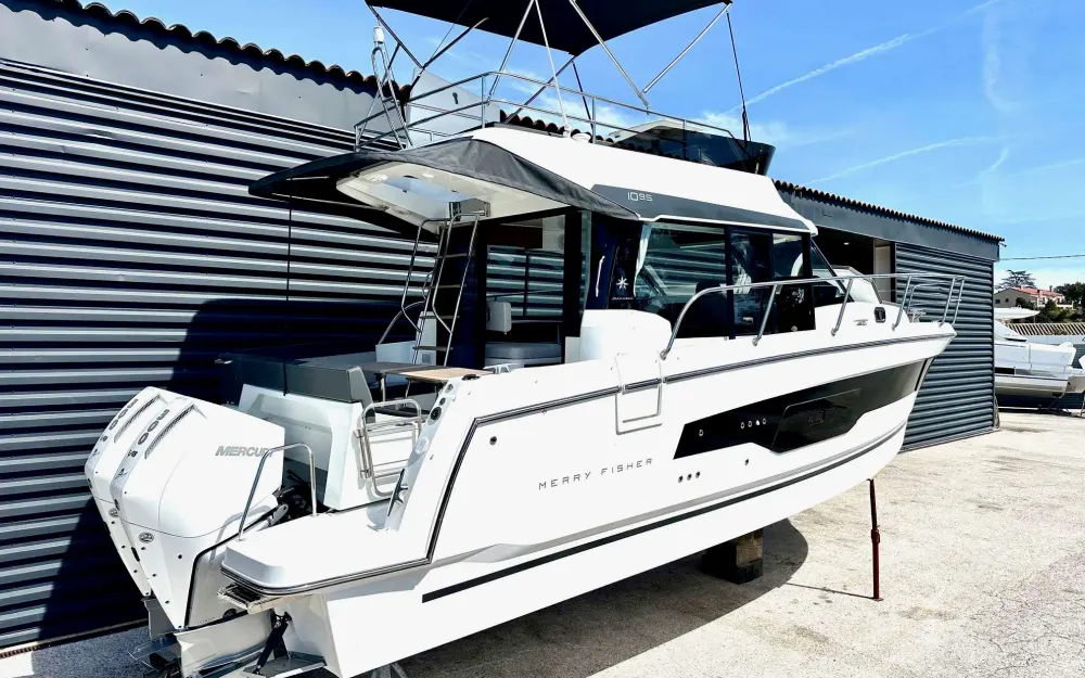 slider 0 Jeanneau Merry Fisher 1095 Fly - null