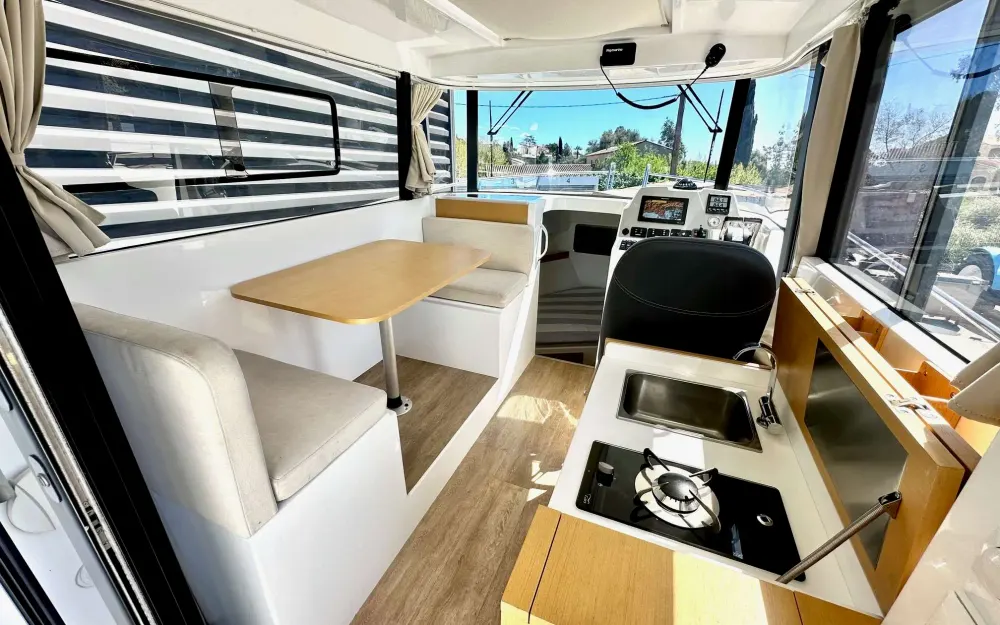 slider 12 Rodman  890 Ventura - null