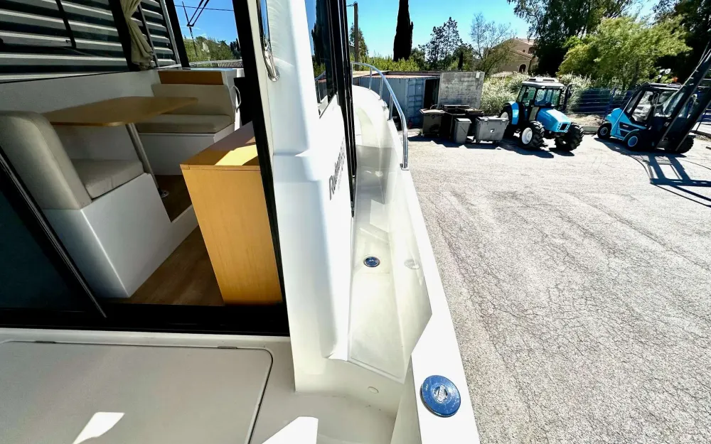 slider 26 Rodman  890 Ventura - null