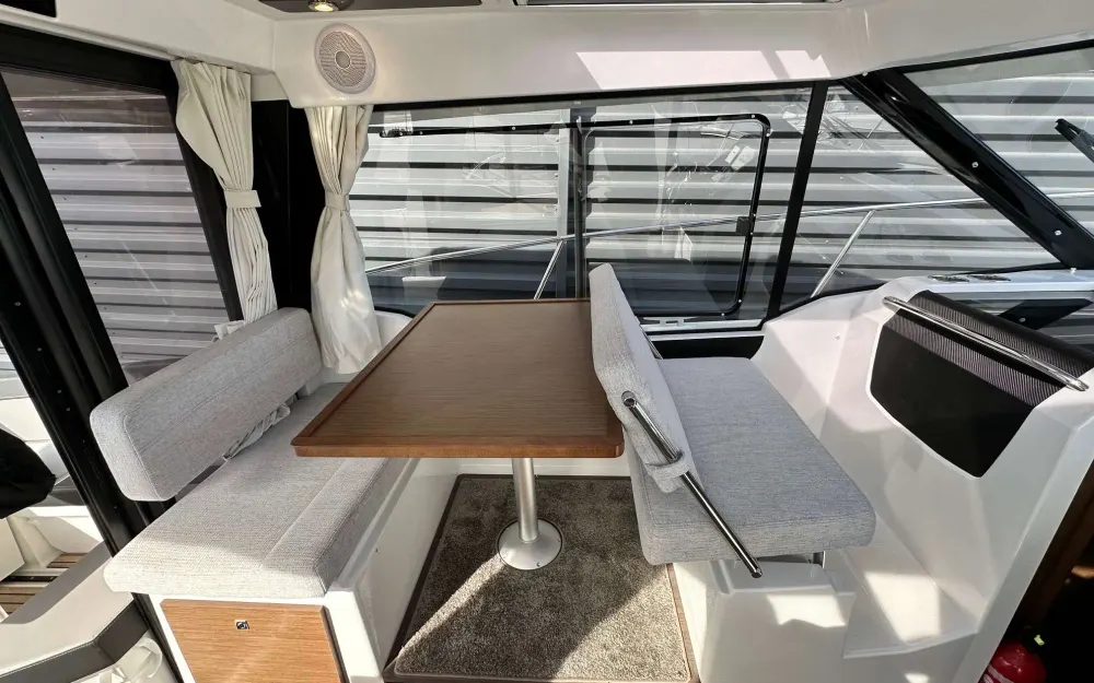 slider 11 Jeanneau Merry Fisher 895 - null