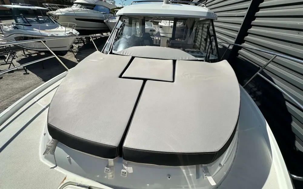 slider 23 Jeanneau Merry Fisher 895 - null
