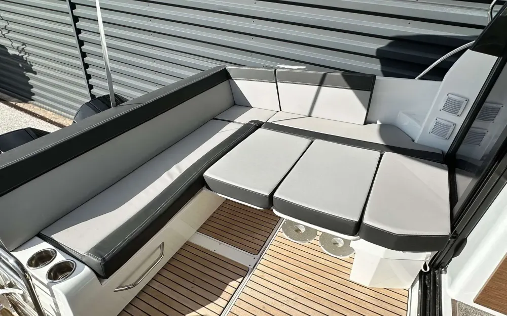 slider 5 Jeanneau Merry Fisher 895 - null