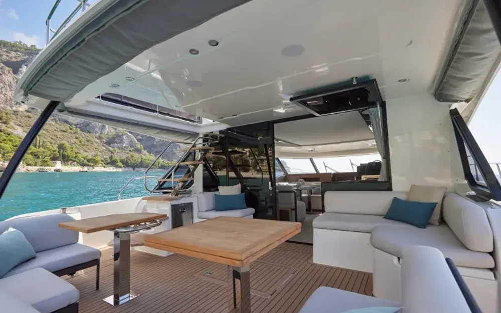 slider 4 Jeanneau Prestige M48 - null