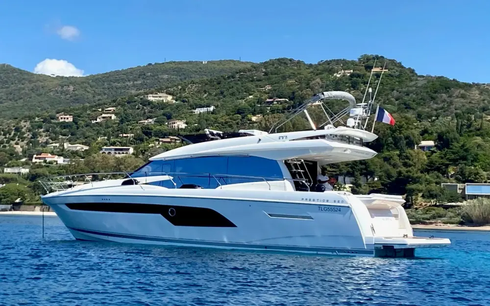 slider 1 Jeanneau Prestige 520 - null