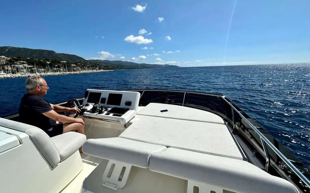 slider 23 Jeanneau Prestige 520 - null