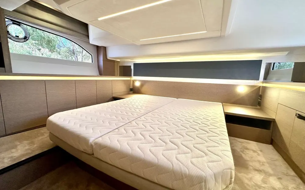 slider 15 Jeanneau Prestige 420 Fly - null
