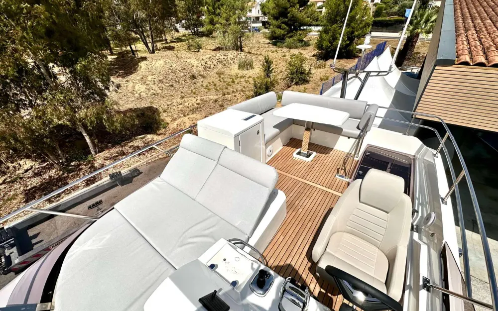slider 18 Jeanneau Prestige 420 Fly - null