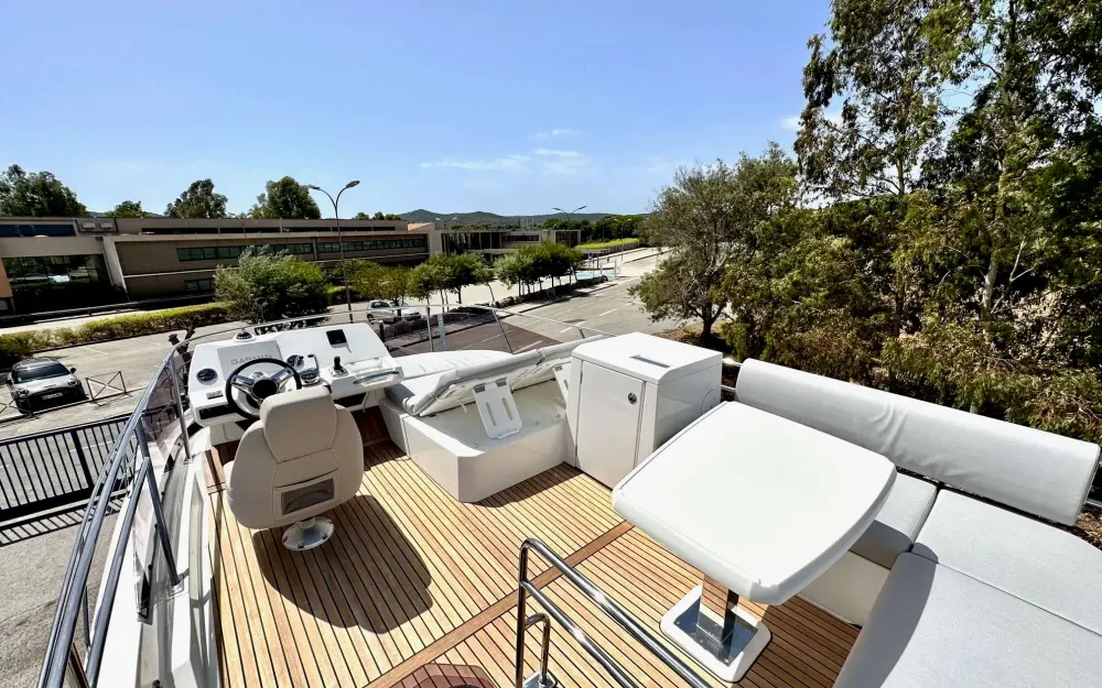 slider 19 Jeanneau Prestige 420 Fly - null