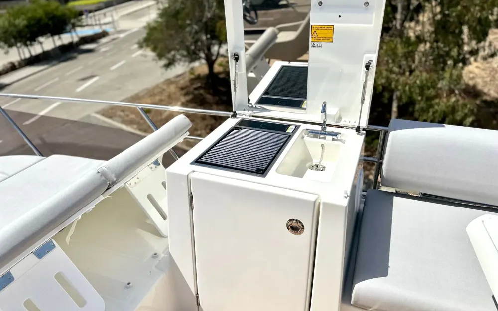 slider 20 Jeanneau Prestige 420 Fly - null