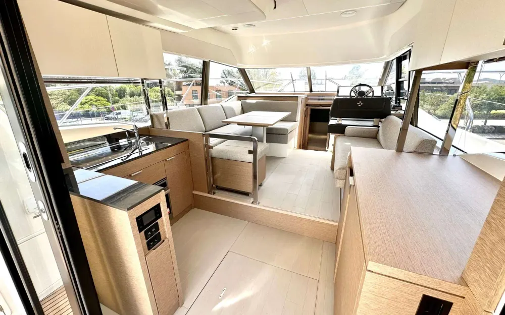 slider 6 Jeanneau Prestige 420 Fly - null