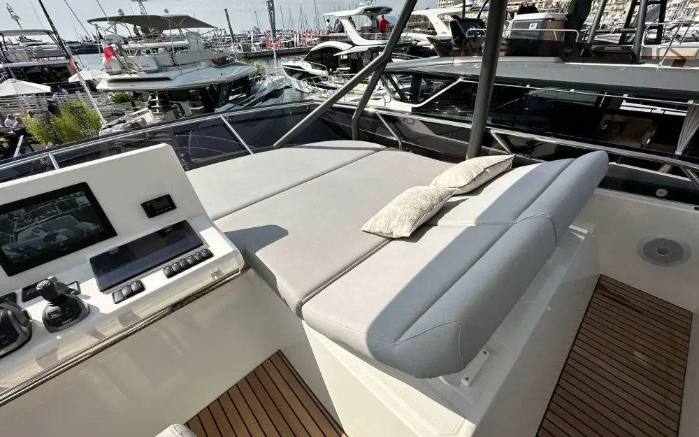 slider 22 Jeanneau Prestige 520 - null