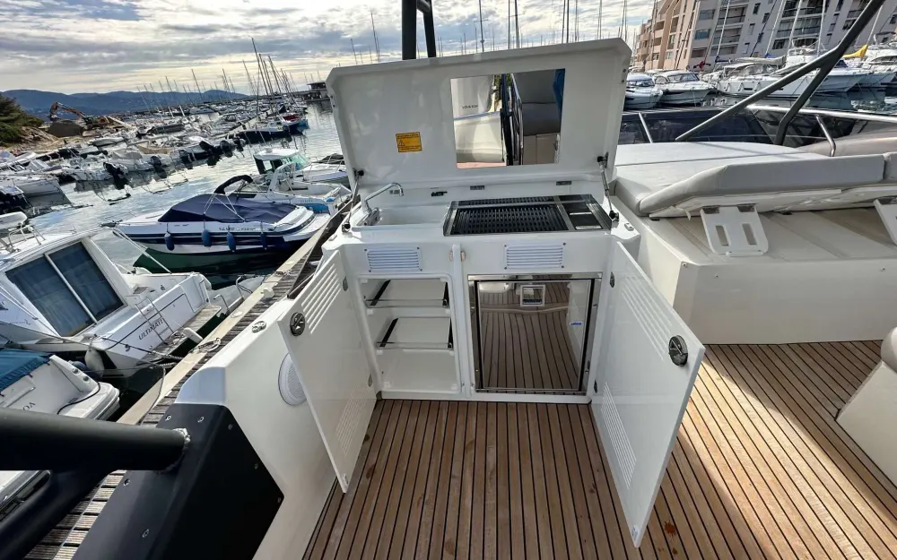 slider 27 Jeanneau Prestige 520 - null