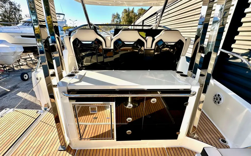 slider 13 Jeanneau Cap Camarat 10.5 Wa Serie 2 - null