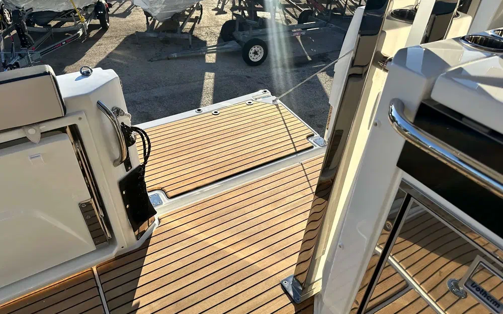 slider 14 Jeanneau Cap Camarat 10.5 WA Cap Camarat 10.5 Wa Serie 2