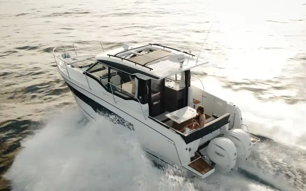 slider 1 Jeanneau Merry Fisher 895