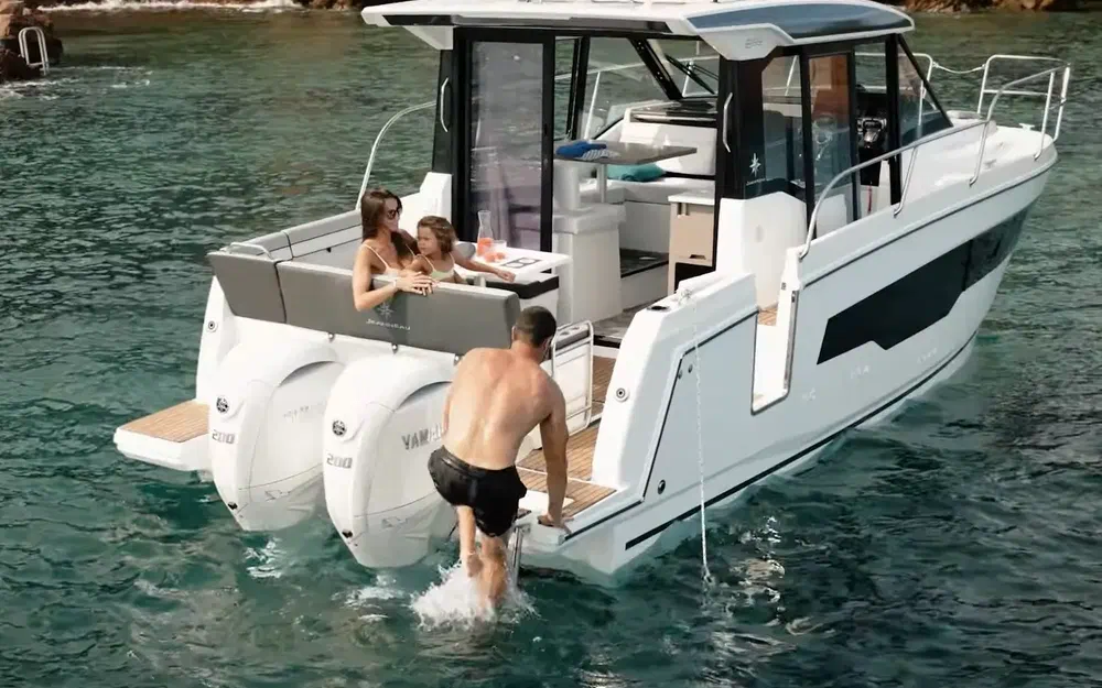 slider 2 Jeanneau Merry Fisher 895