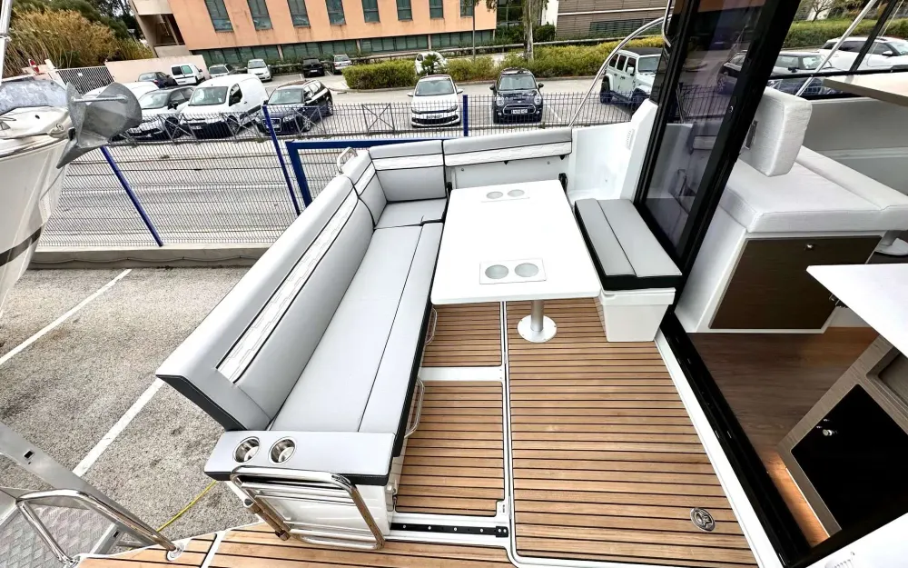 slider 4 Jeanneau Merry Fisher 895 Serie 2 - null